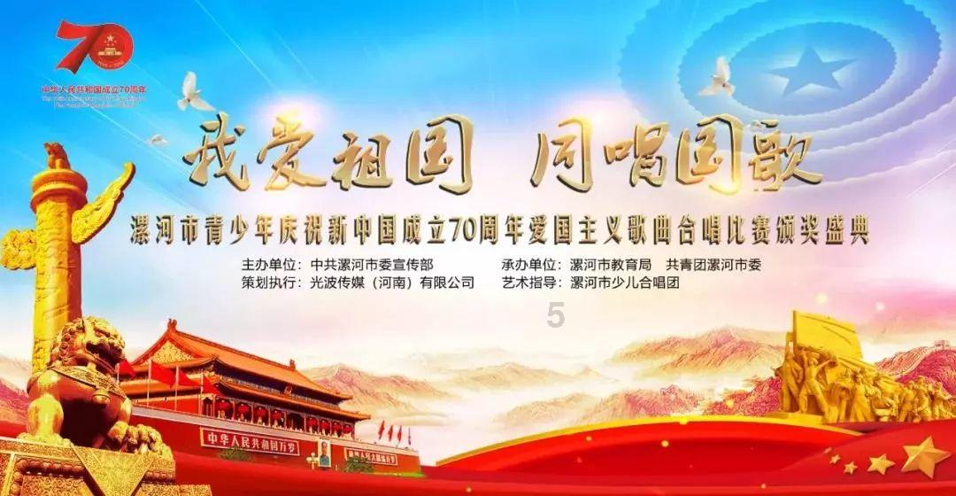 母子齐上阵为河南文旅助力！7岁男孩扮财神为游客送冰糖雪梨水，让大家感受河南的热情！
